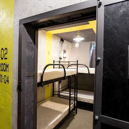 Lviv Loft Prison旅舍 外观 照片