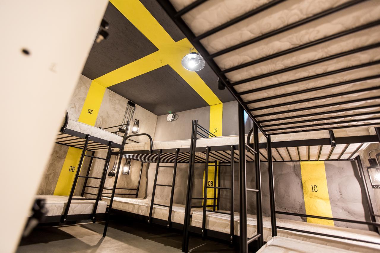 Lviv Loft Prison旅舍 外观 照片