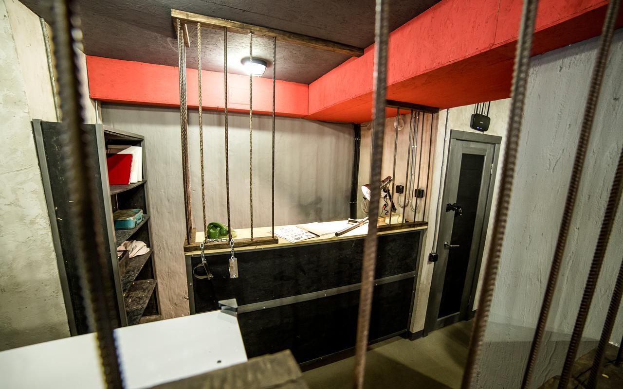 Lviv Loft Prison旅舍 外观 照片