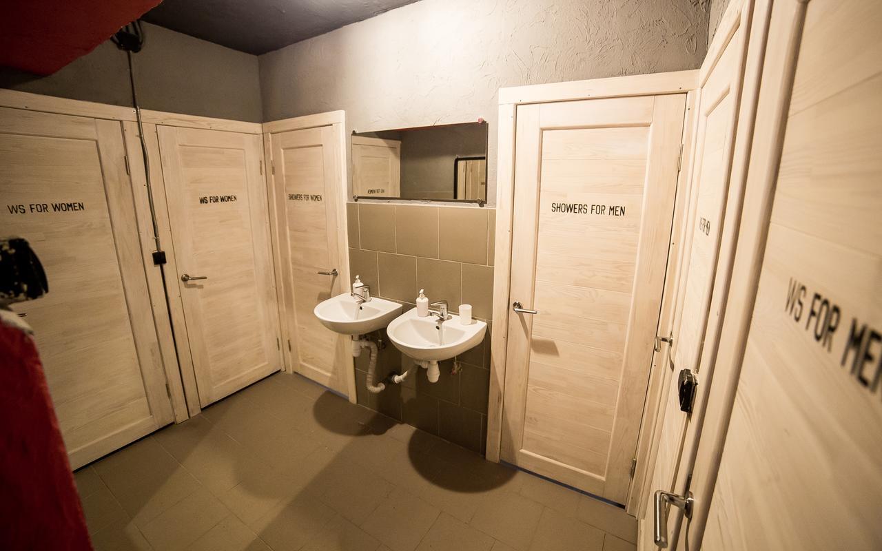 Lviv Loft Prison旅舍 外观 照片